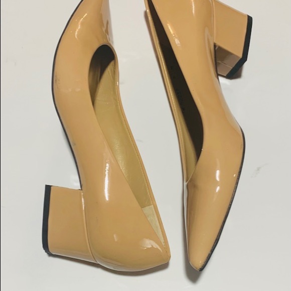 Stuart Weitzman \ Stuart Pointed Toe Sz 9M - Picture 8 of 13